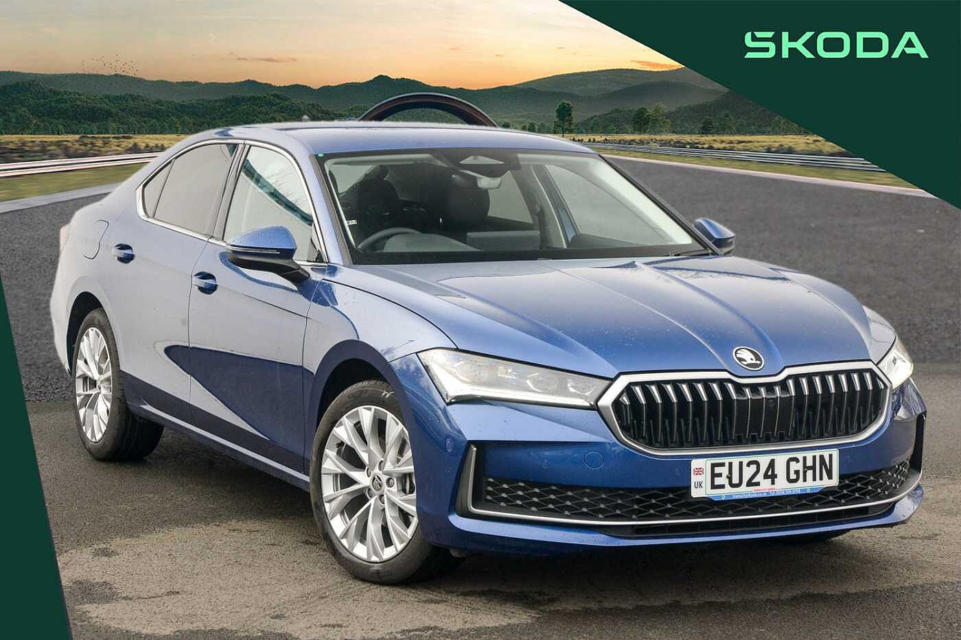 Main listing image - Skoda Superb