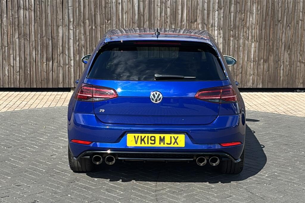 Main listing image - Volkswagen Golf R