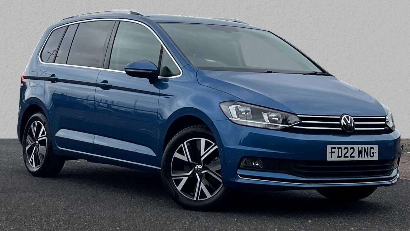 Main listing image - Volkswagen Touran