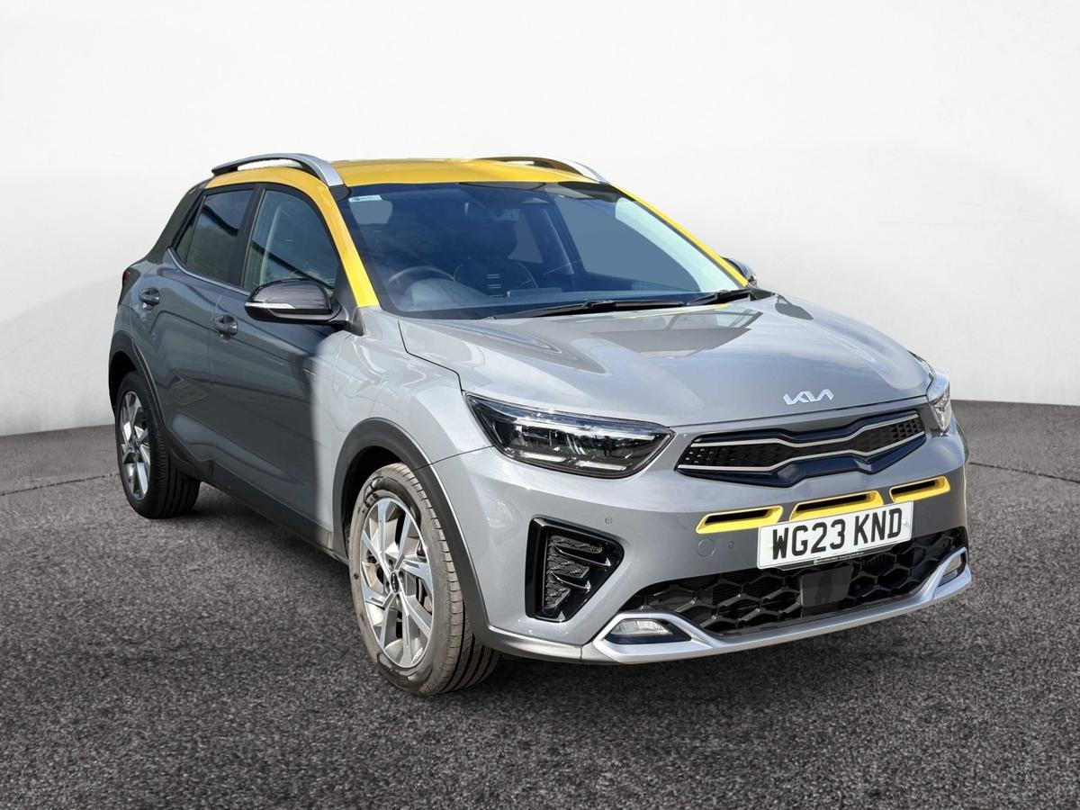 Main listing image - Kia Stonic