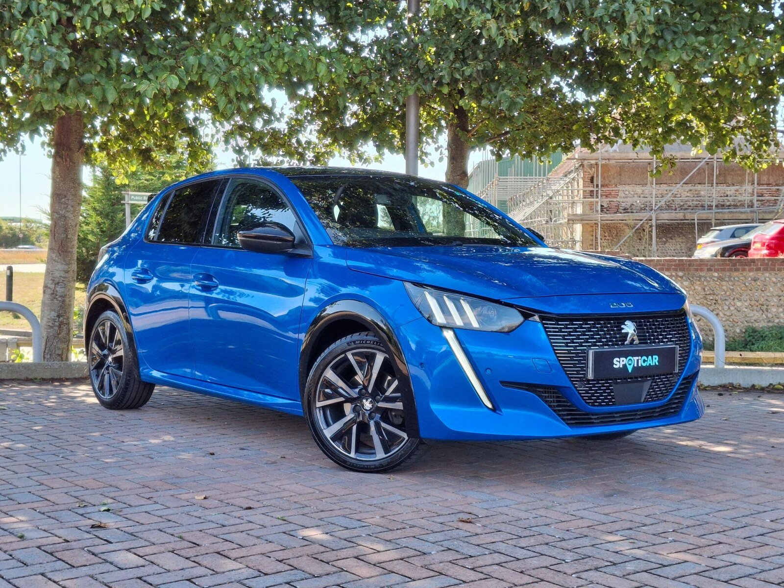 Main listing image - Peugeot 208