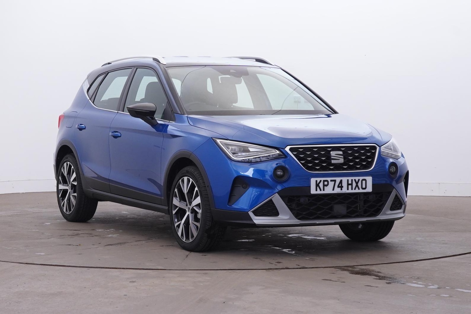 Main listing image - SEAT Arona
