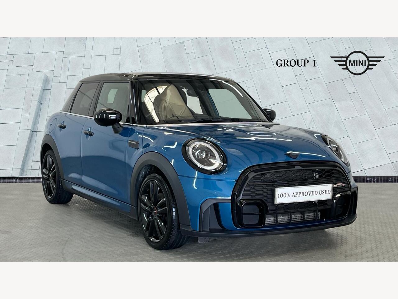 Main listing image - MINI Hatchback 5dr