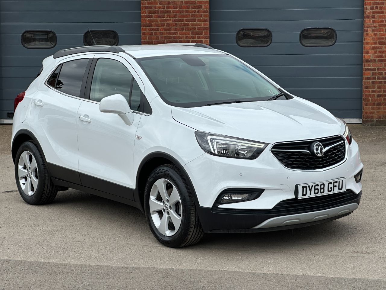 Main listing image - Vauxhall Mokka X