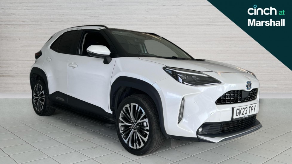Main listing image - Toyota Yaris Cross