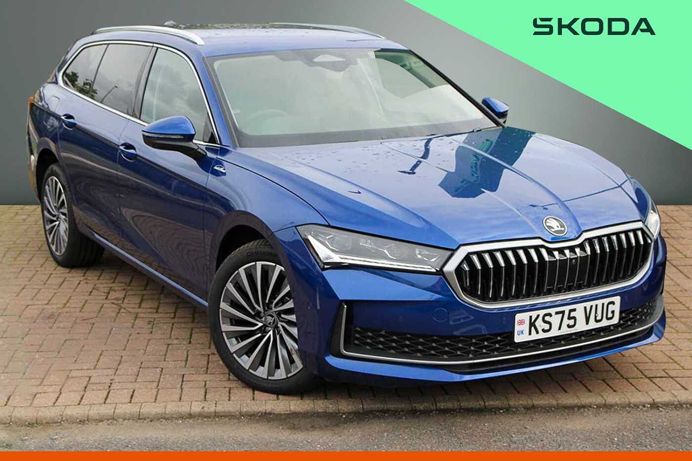 Main listing image - Skoda Superb