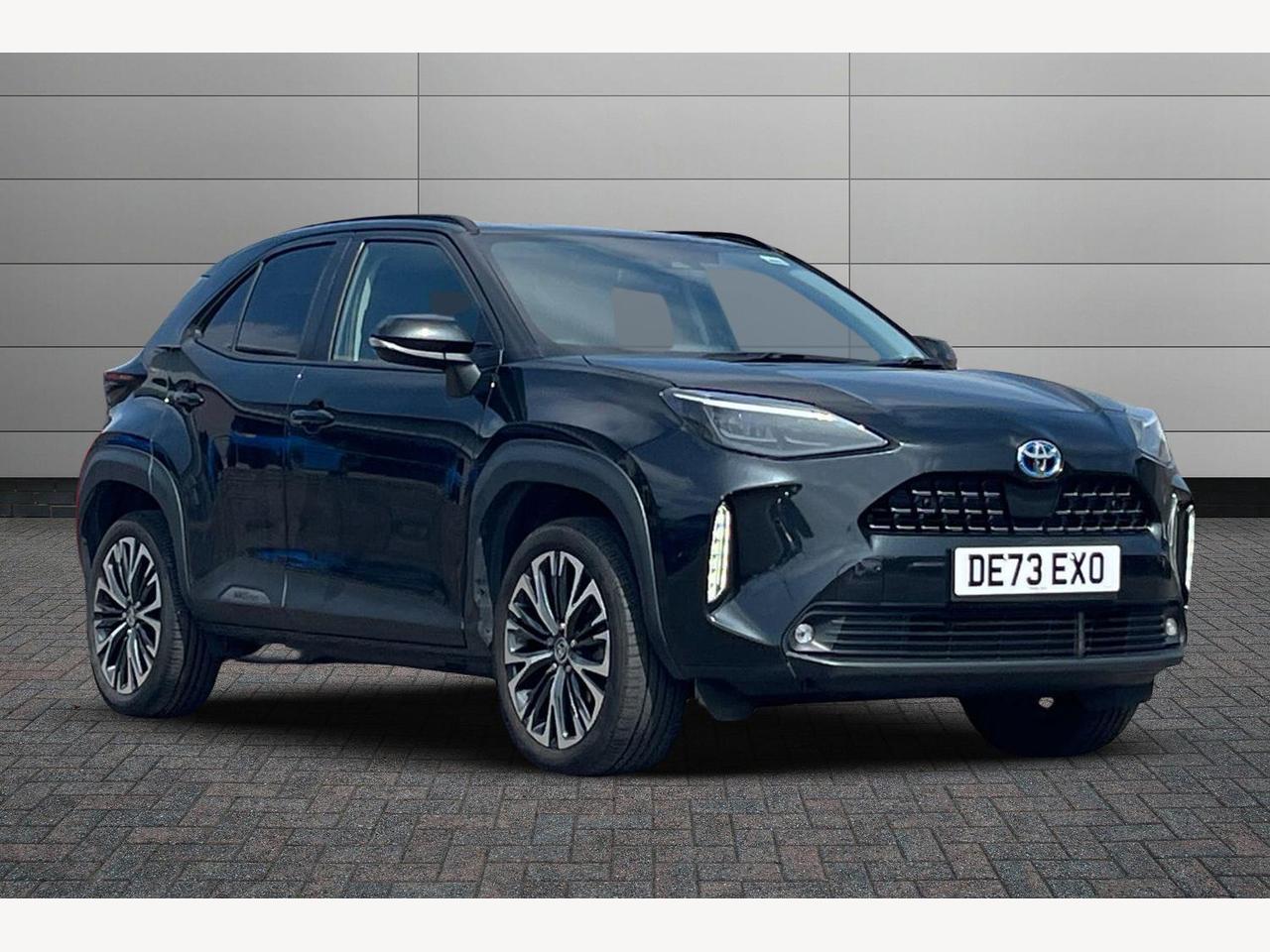 Main listing image - Toyota Yaris Cross