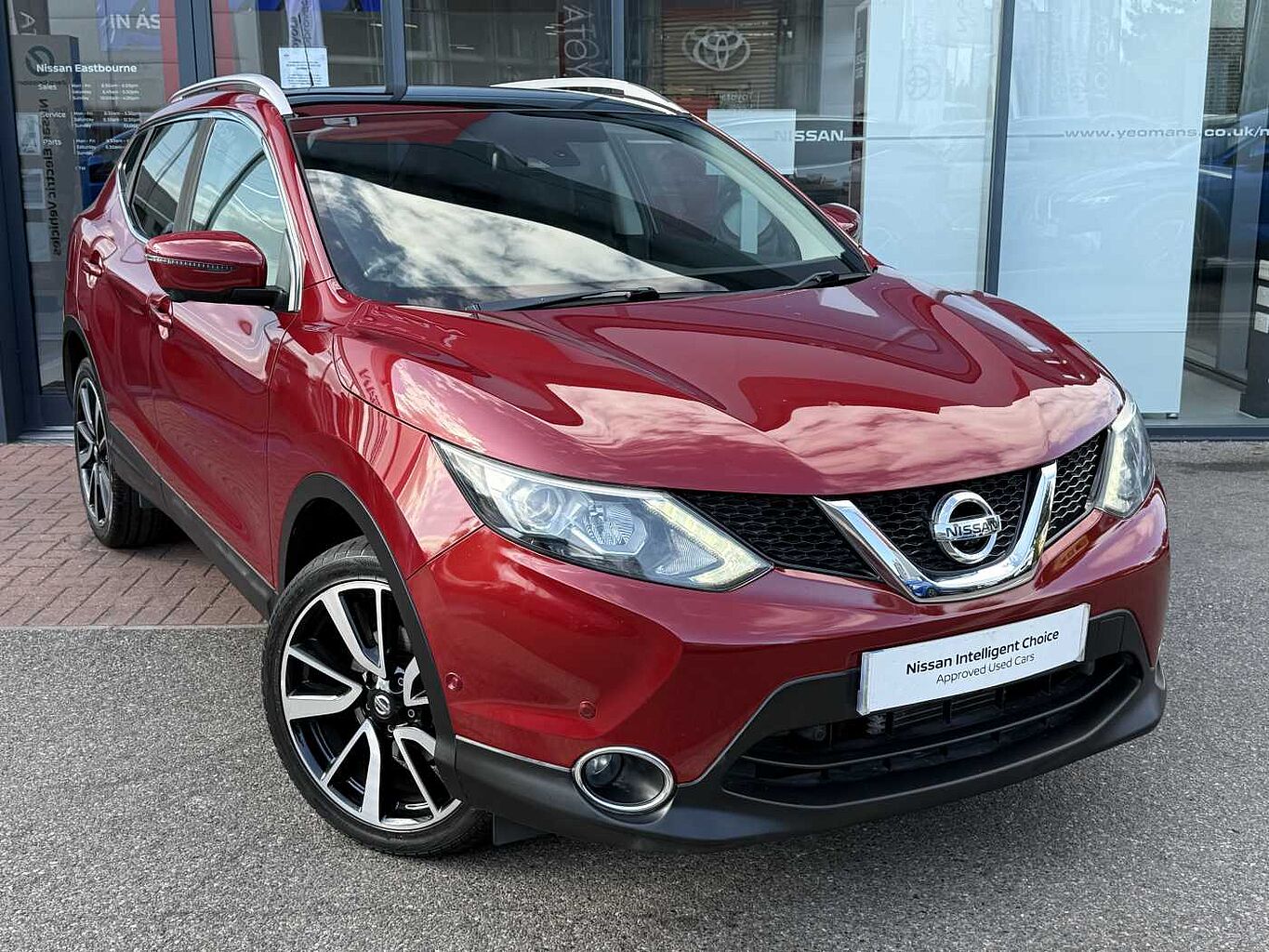 Main listing image - Nissan Qashqai