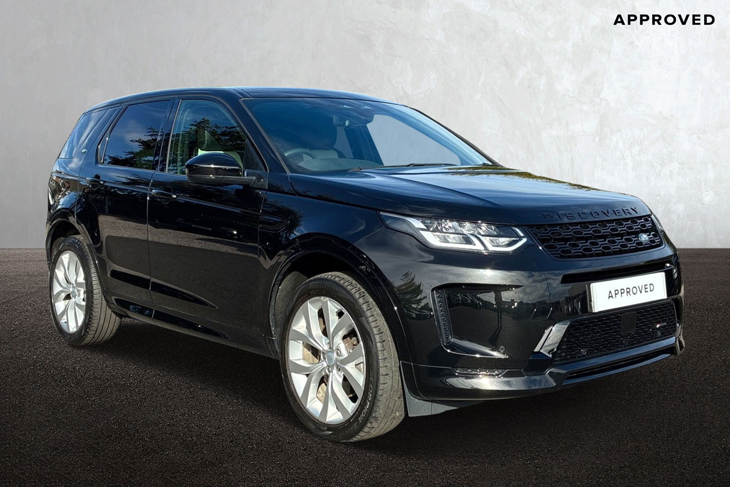 Main listing image - Land Rover Discovery Sport