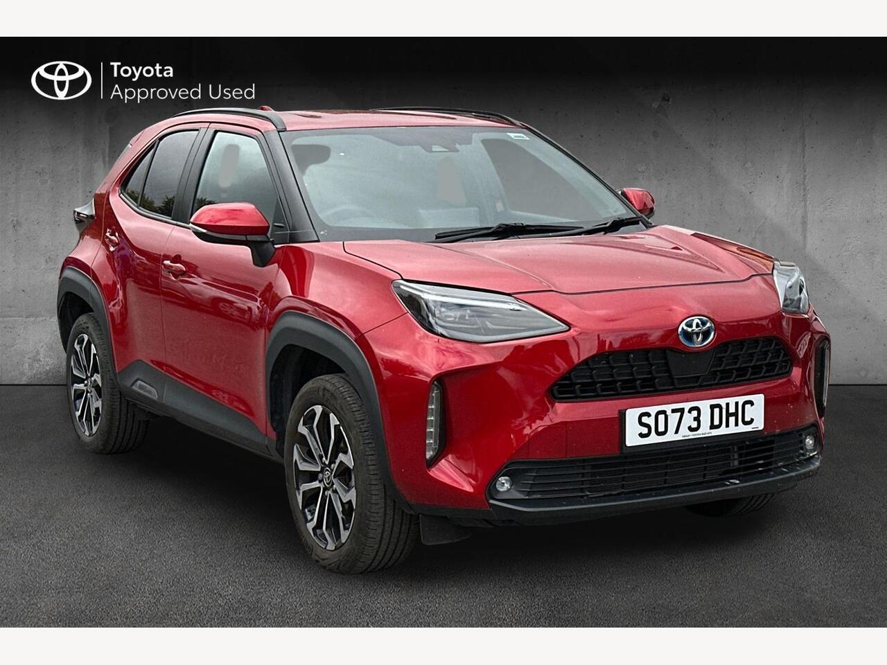 Main listing image - Toyota Yaris Cross