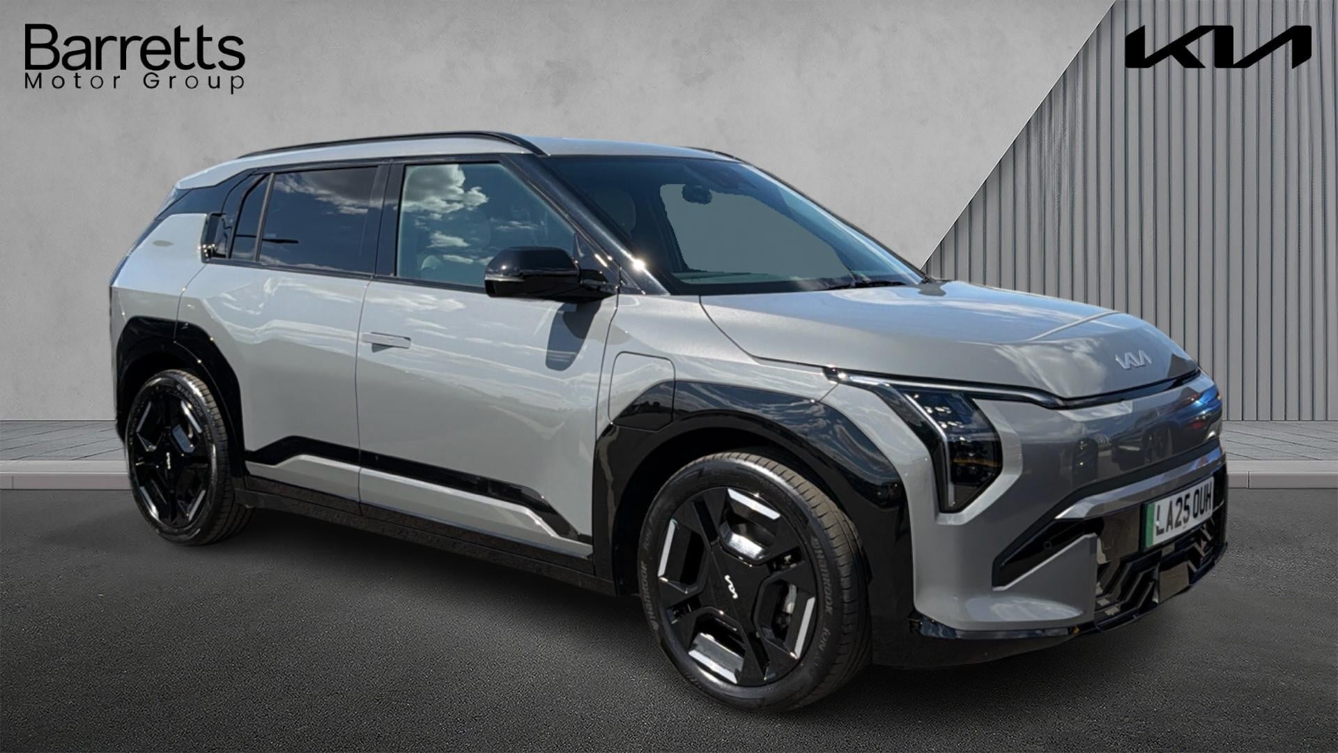Main listing image - Kia EV3