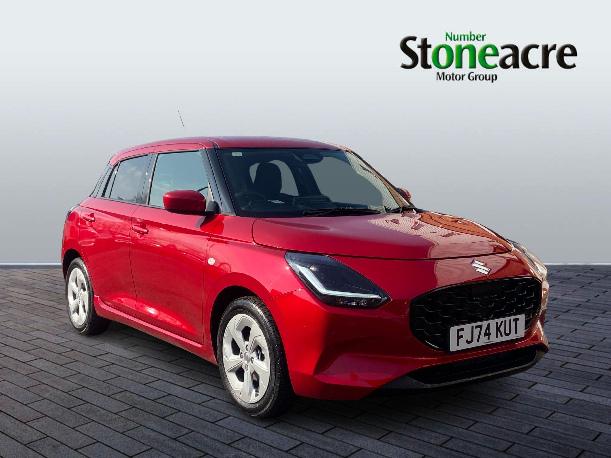 Main listing image - Suzuki Swift