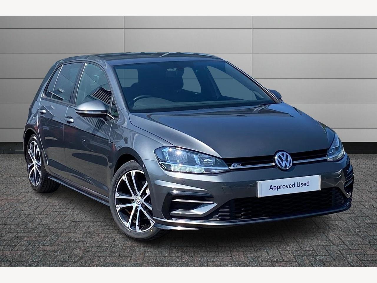 Main listing image - Volkswagen Golf