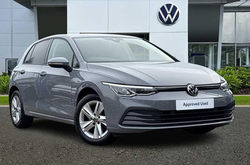 Main listing image - Volkswagen Golf