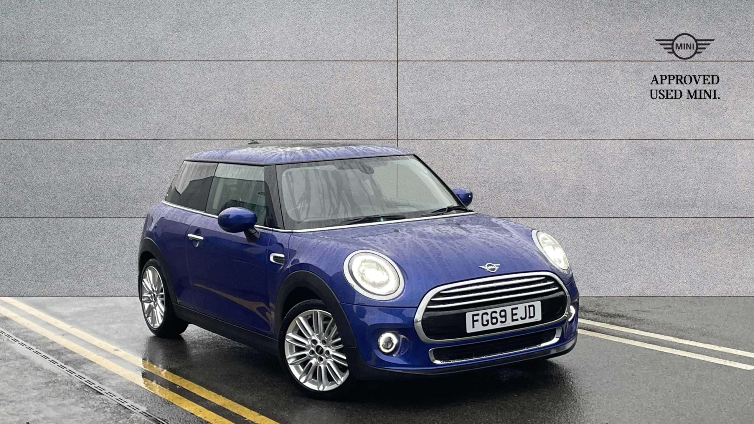Main listing image - MINI Hatchback