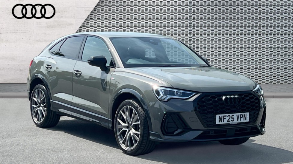 Main listing image - Audi Q3