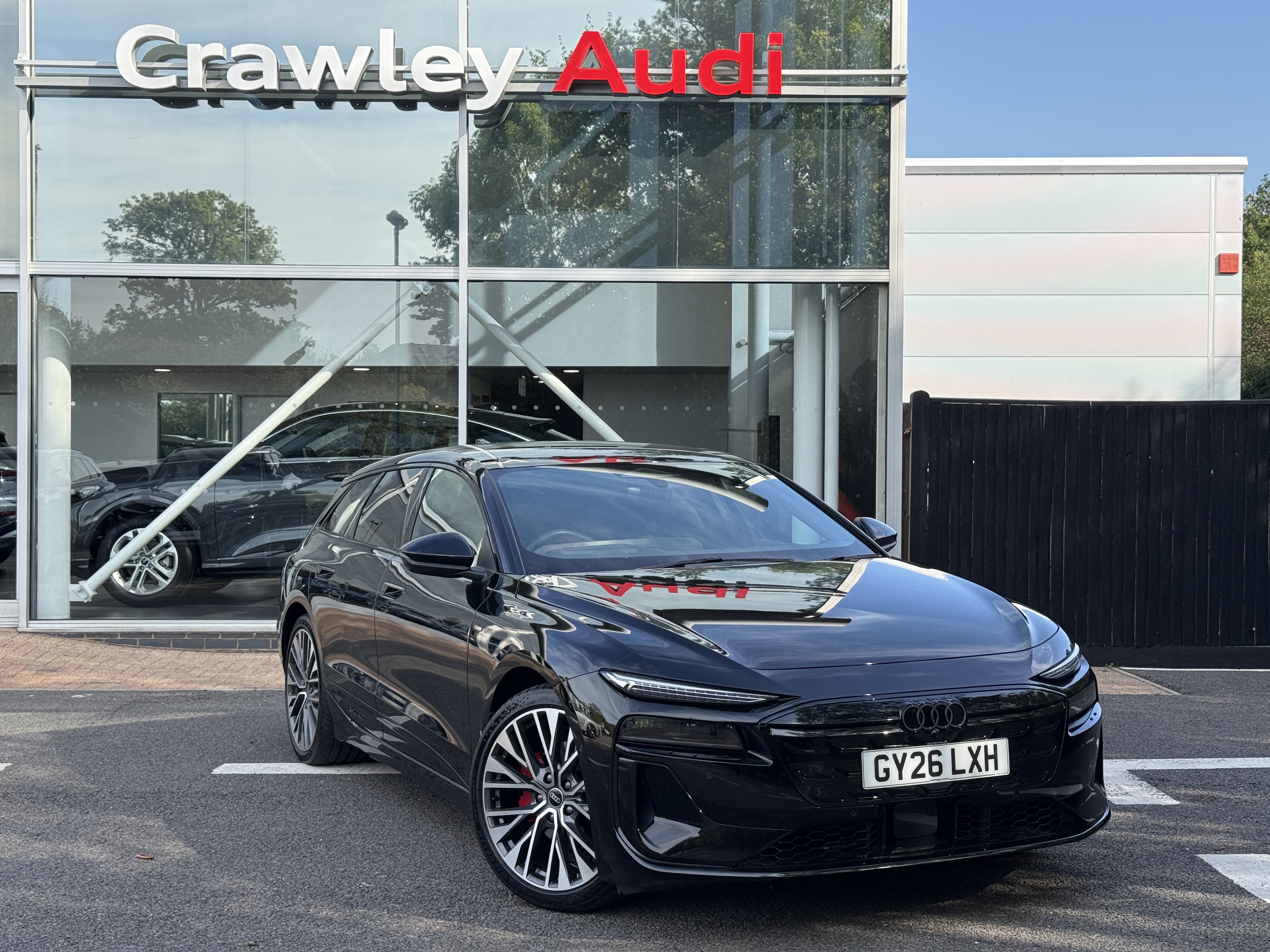 Main listing image - Audi A6