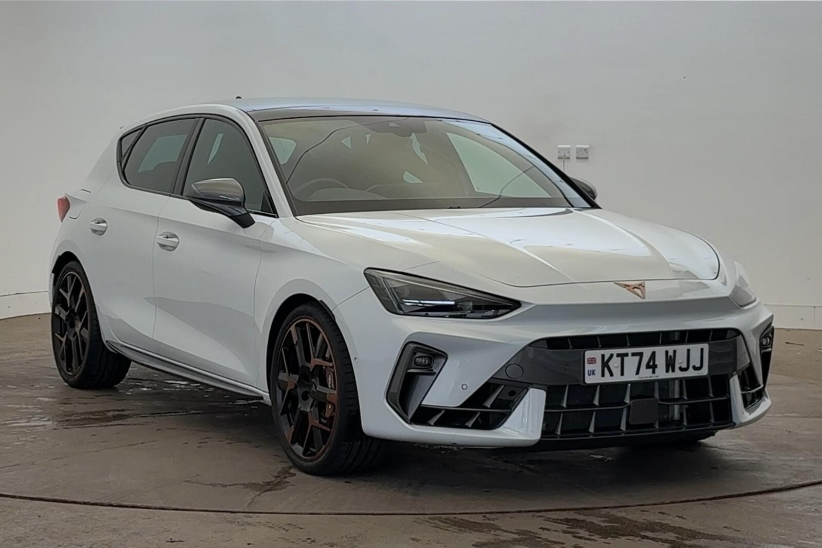 Main listing image - Cupra Leon