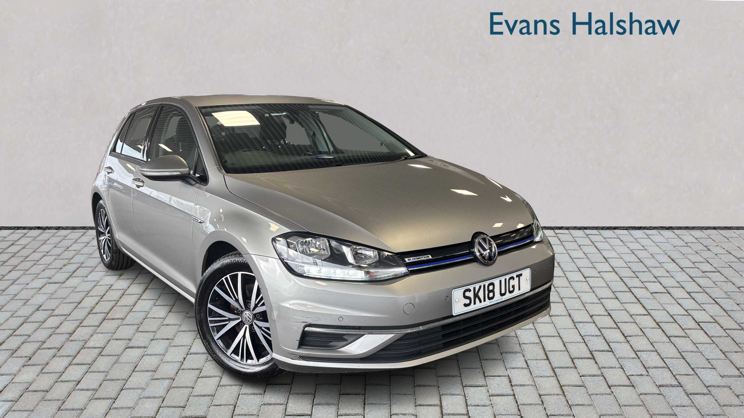 Main listing image - Volkswagen Golf