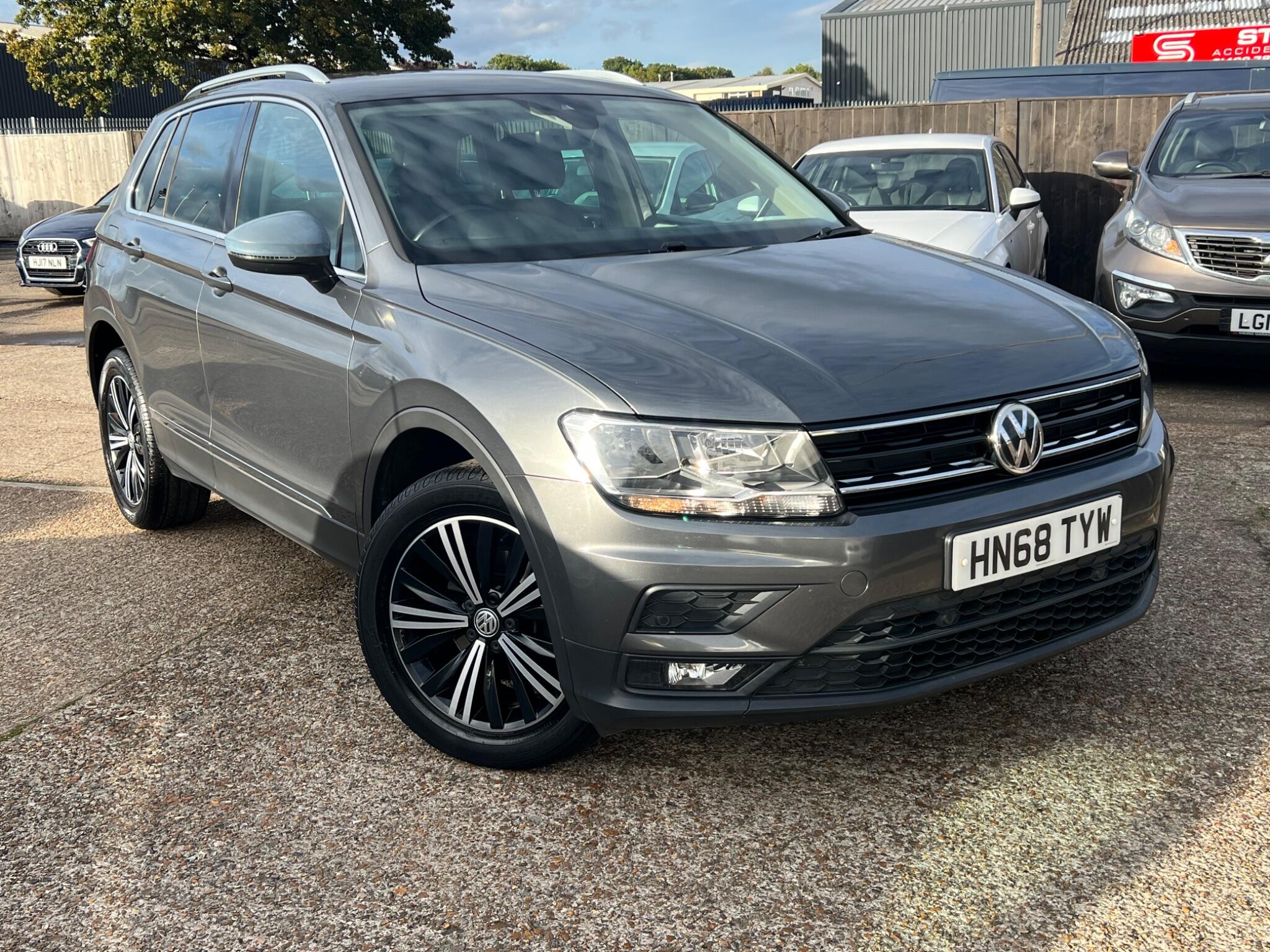 Main listing image - Volkswagen Tiguan