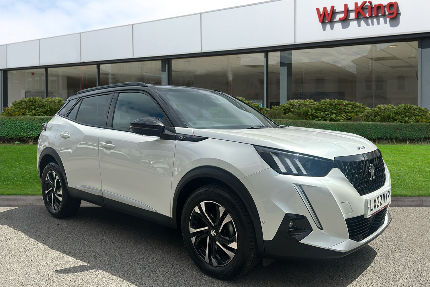 Main listing image - Peugeot 2008