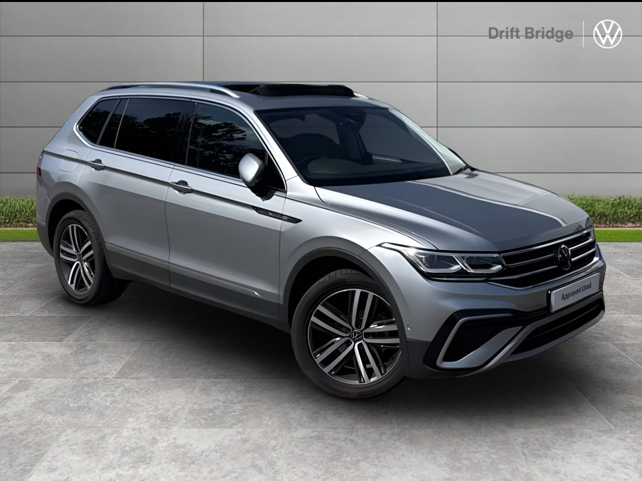 Main listing image - Volkswagen Tiguan Allspace