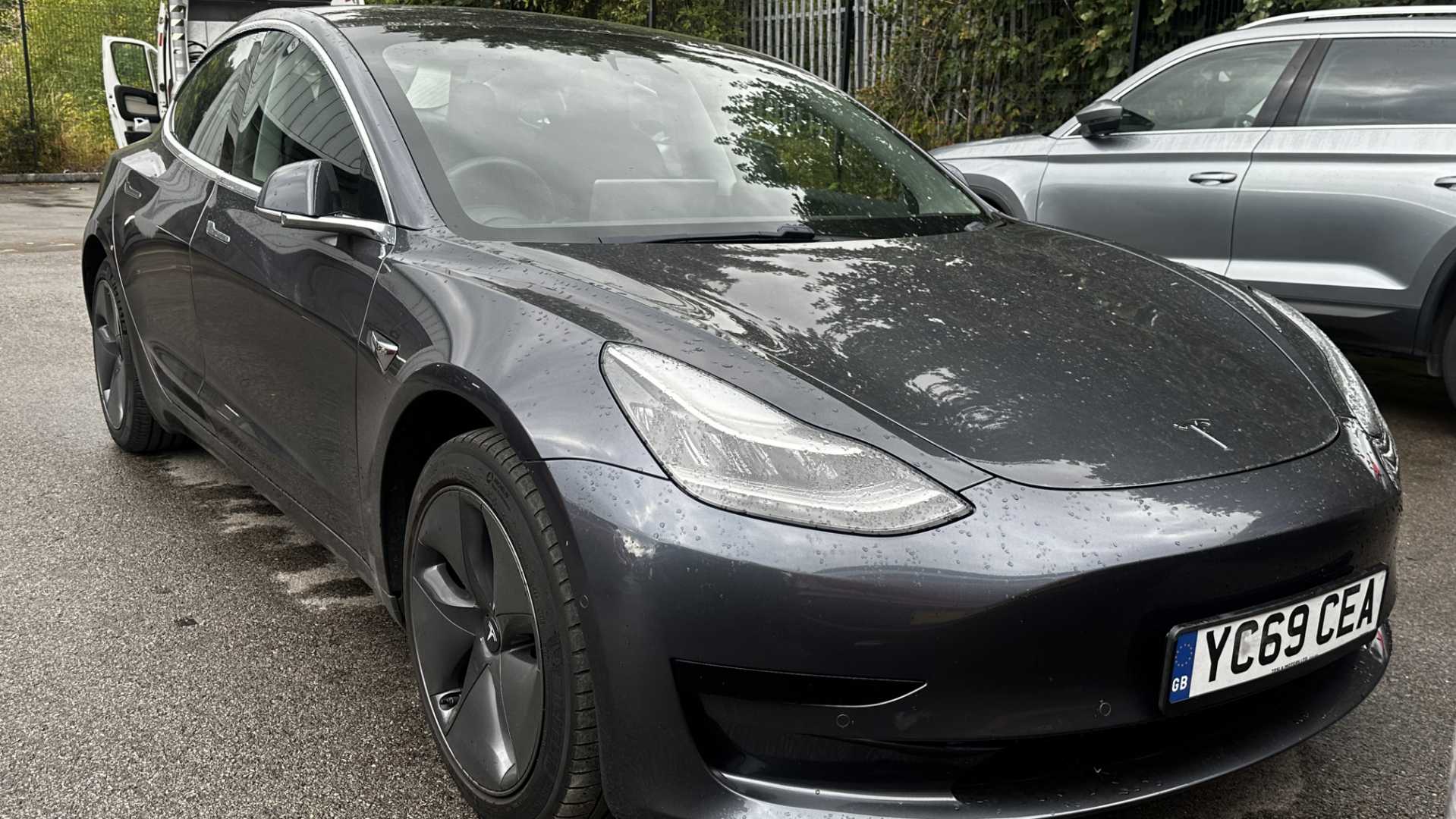 Main listing image - Tesla Model 3