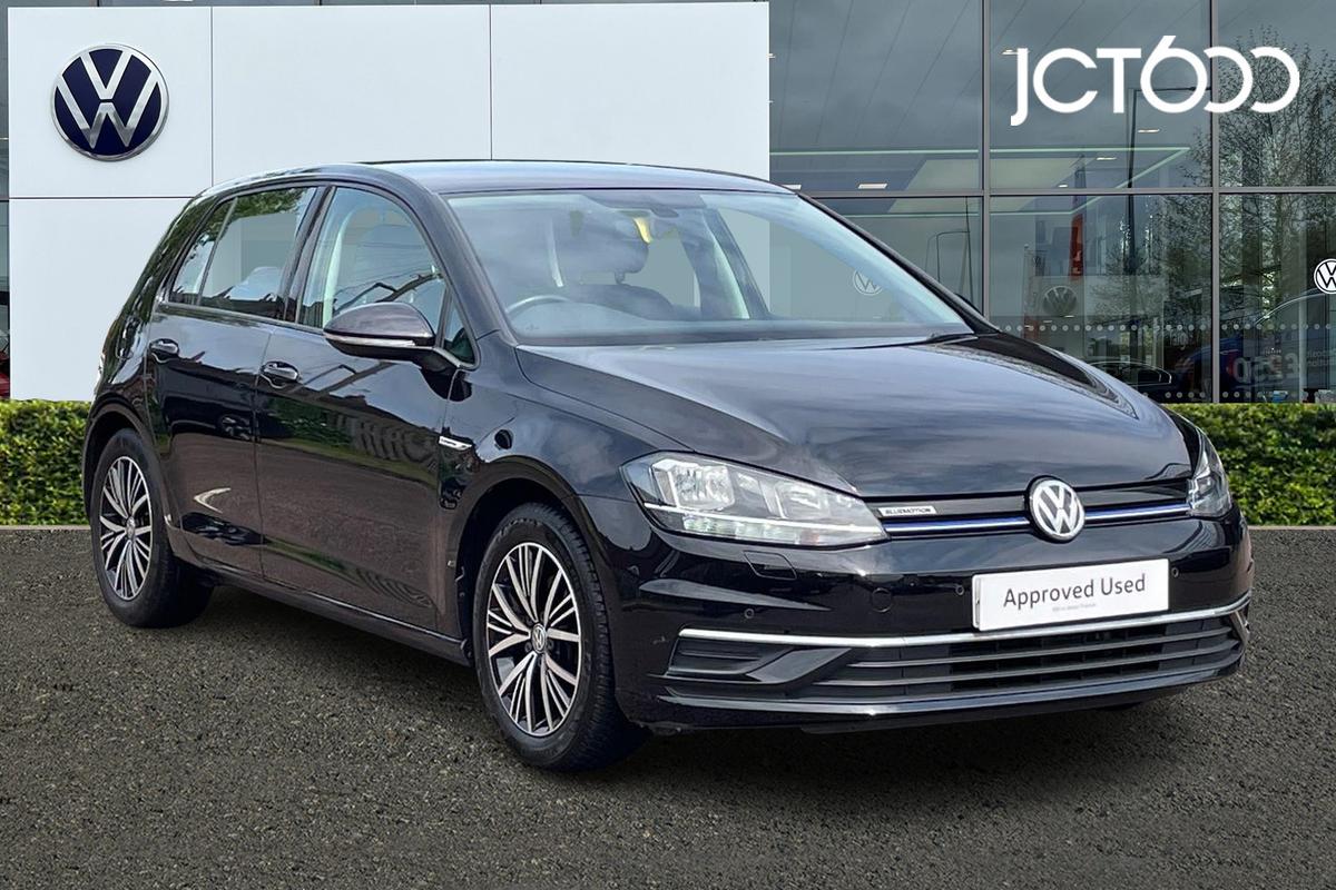 Main listing image - Volkswagen Golf