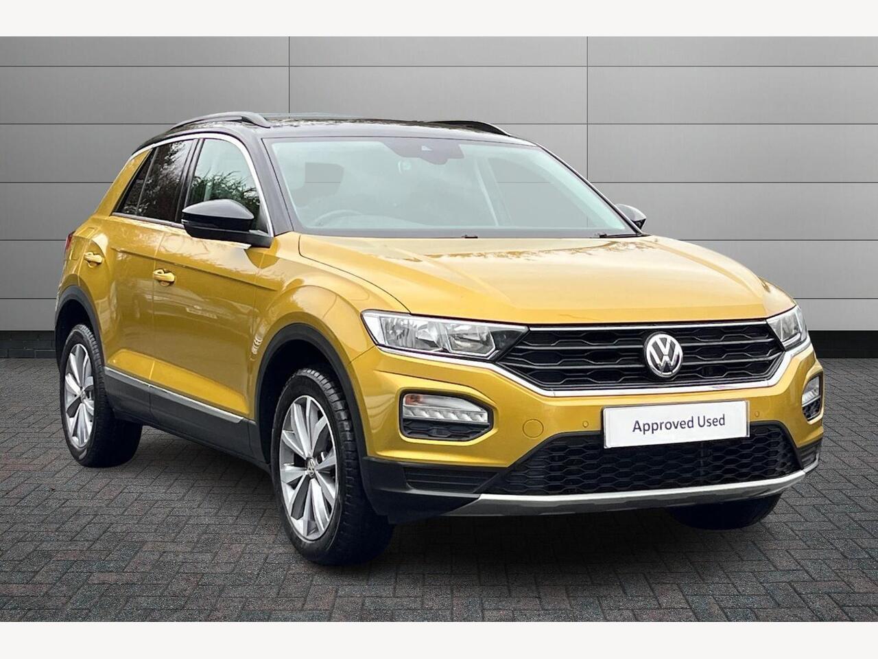 Main listing image - Volkswagen T-Roc