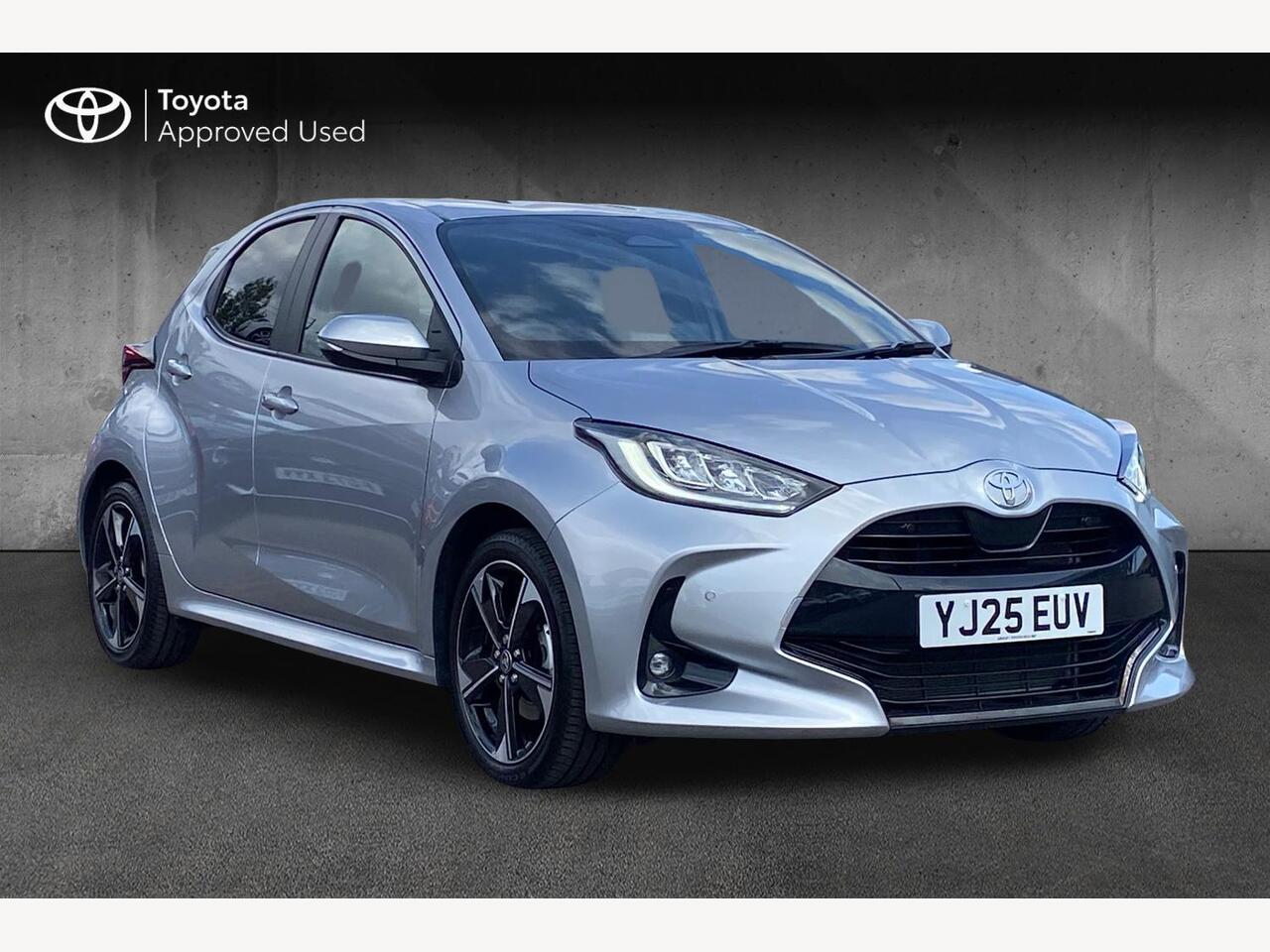 Main listing image - Toyota Yaris