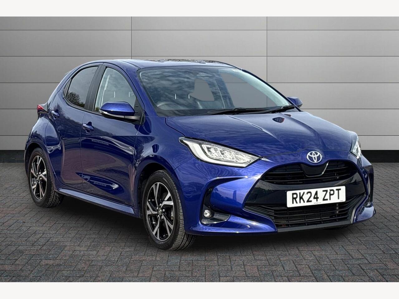 Main listing image - Toyota Yaris