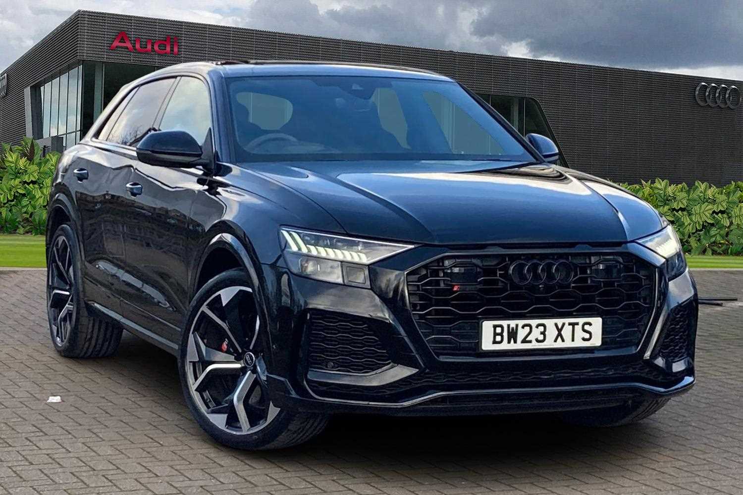 Main listing image - Audi RS Q8