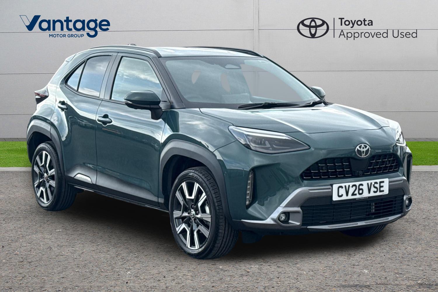 Main listing image - Toyota Yaris Cross