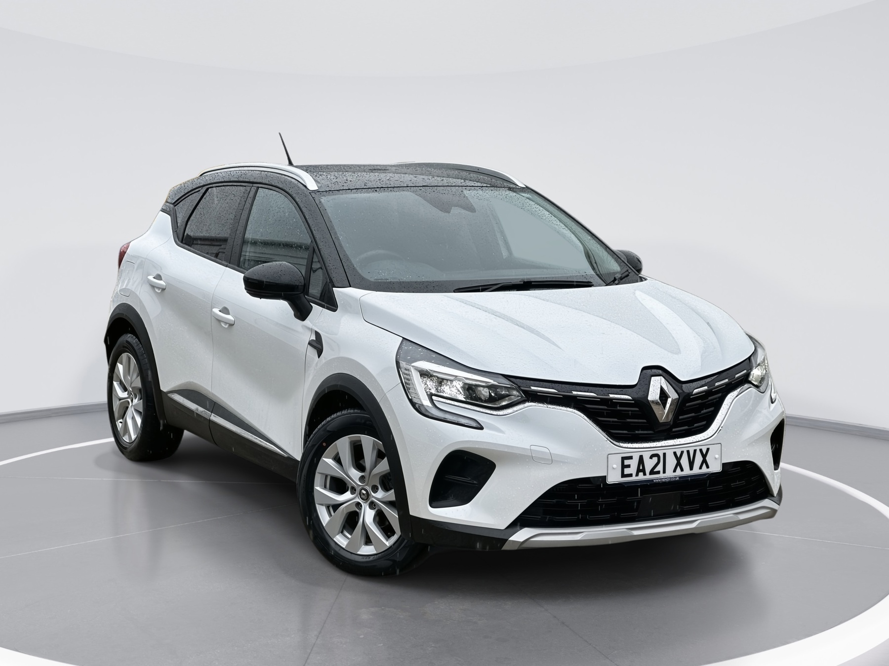 Main listing image - Renault Captur