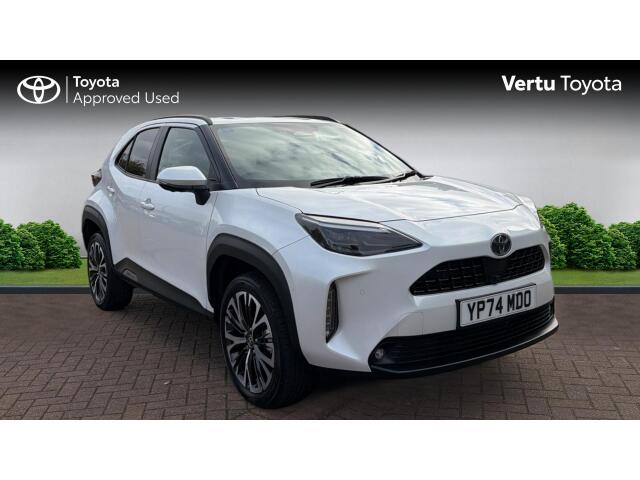 Main listing image - Toyota Yaris Cross