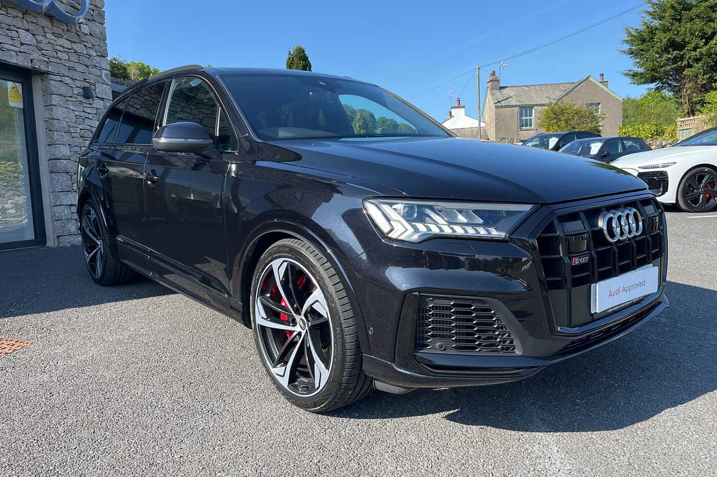 Main listing image - Audi SQ7
