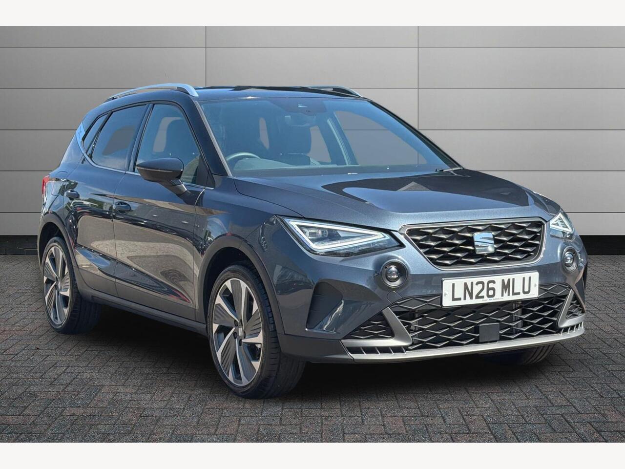 Main listing image - SEAT Arona