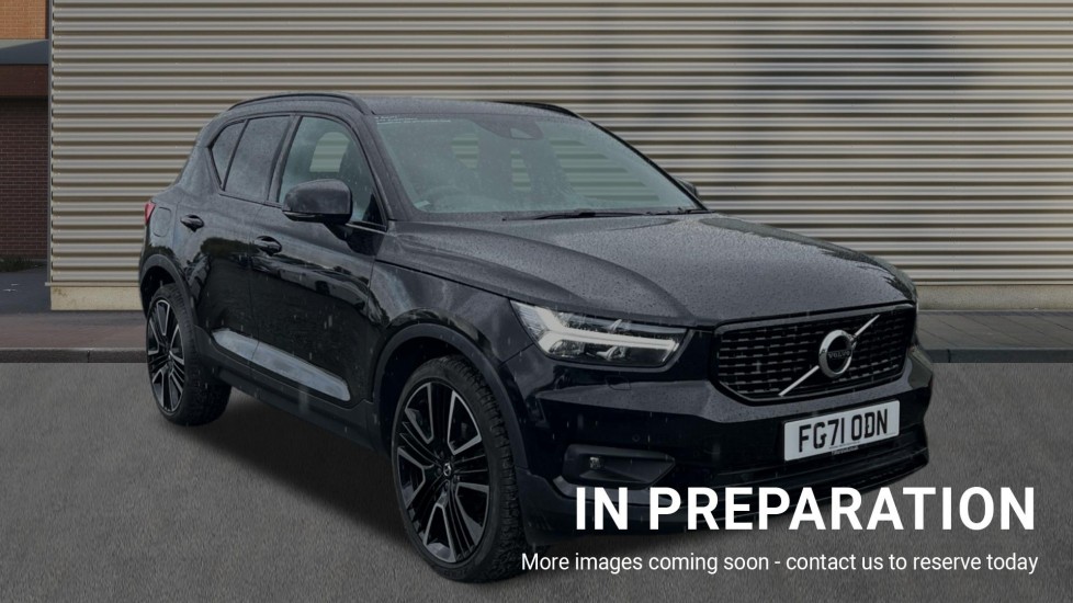 Main listing image - Volvo XC40