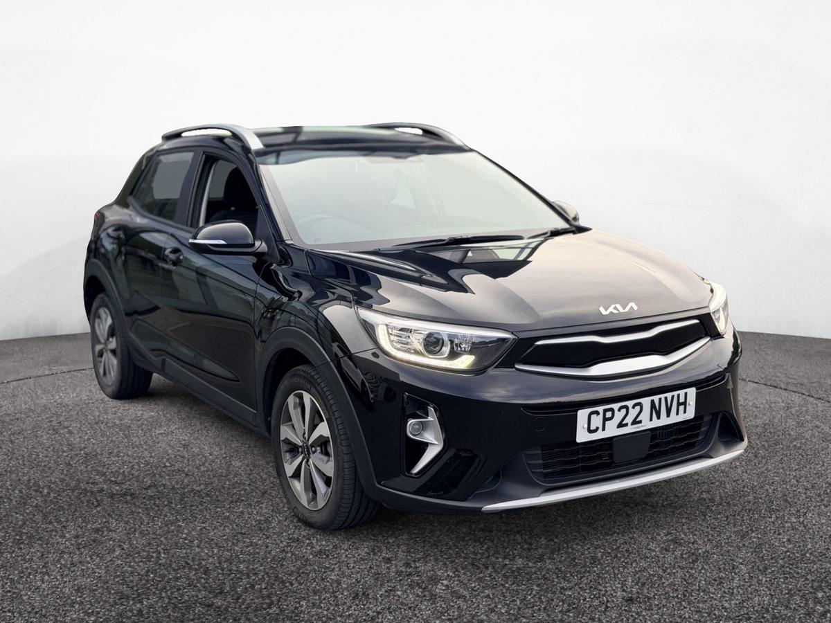 Main listing image - Kia Stonic