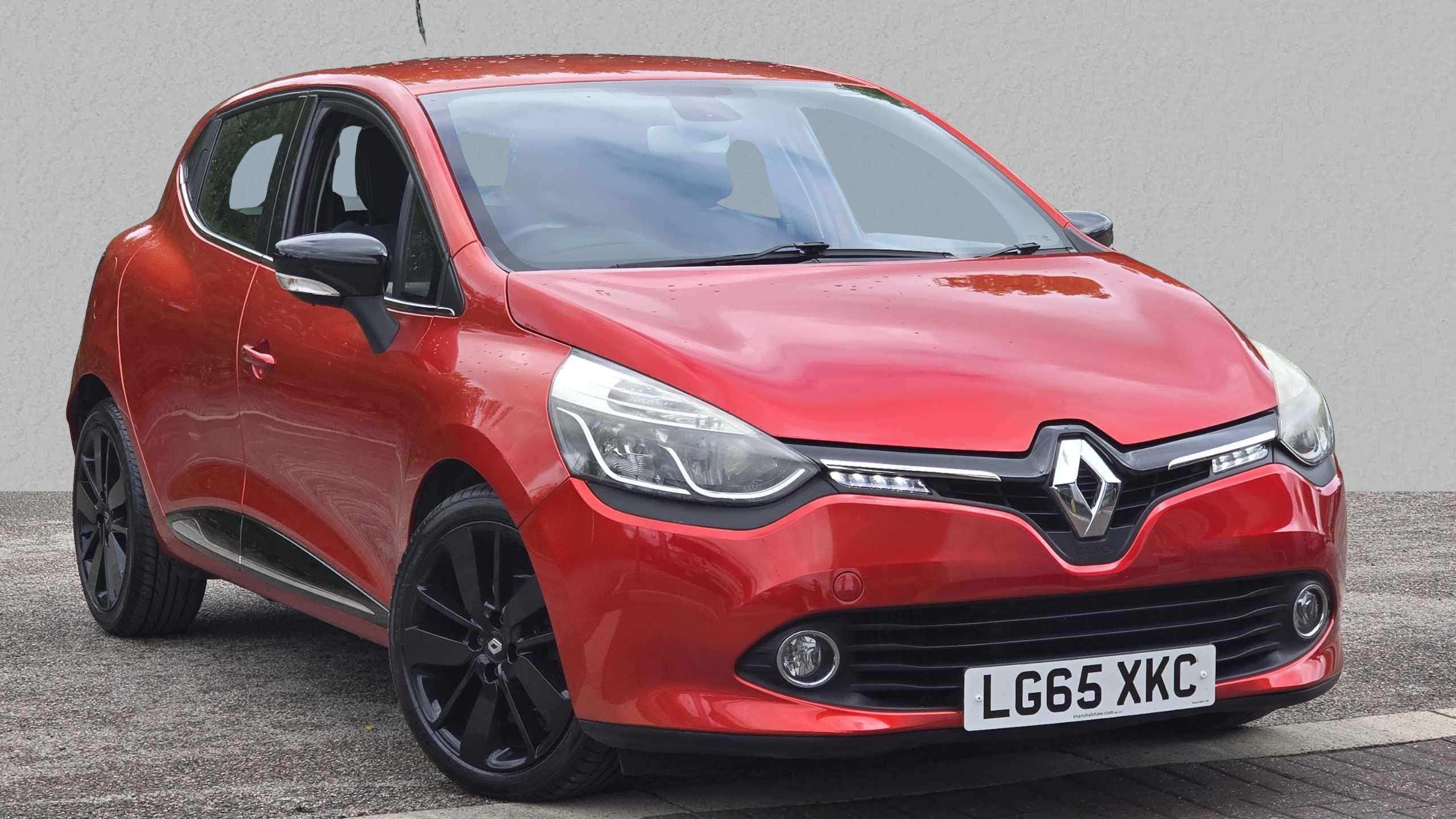 Main listing image - Renault Clio