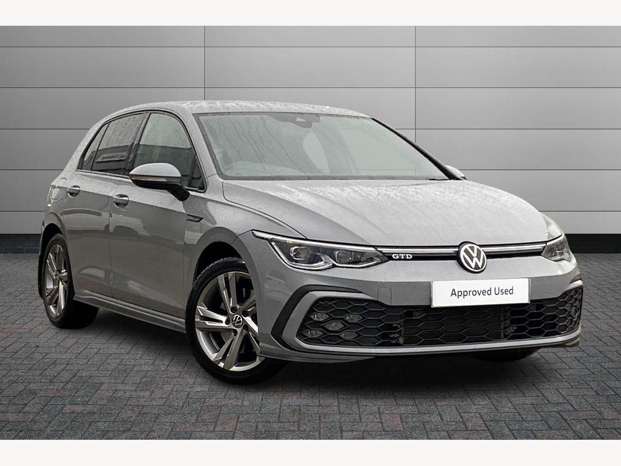 Main listing image - Volkswagen Golf