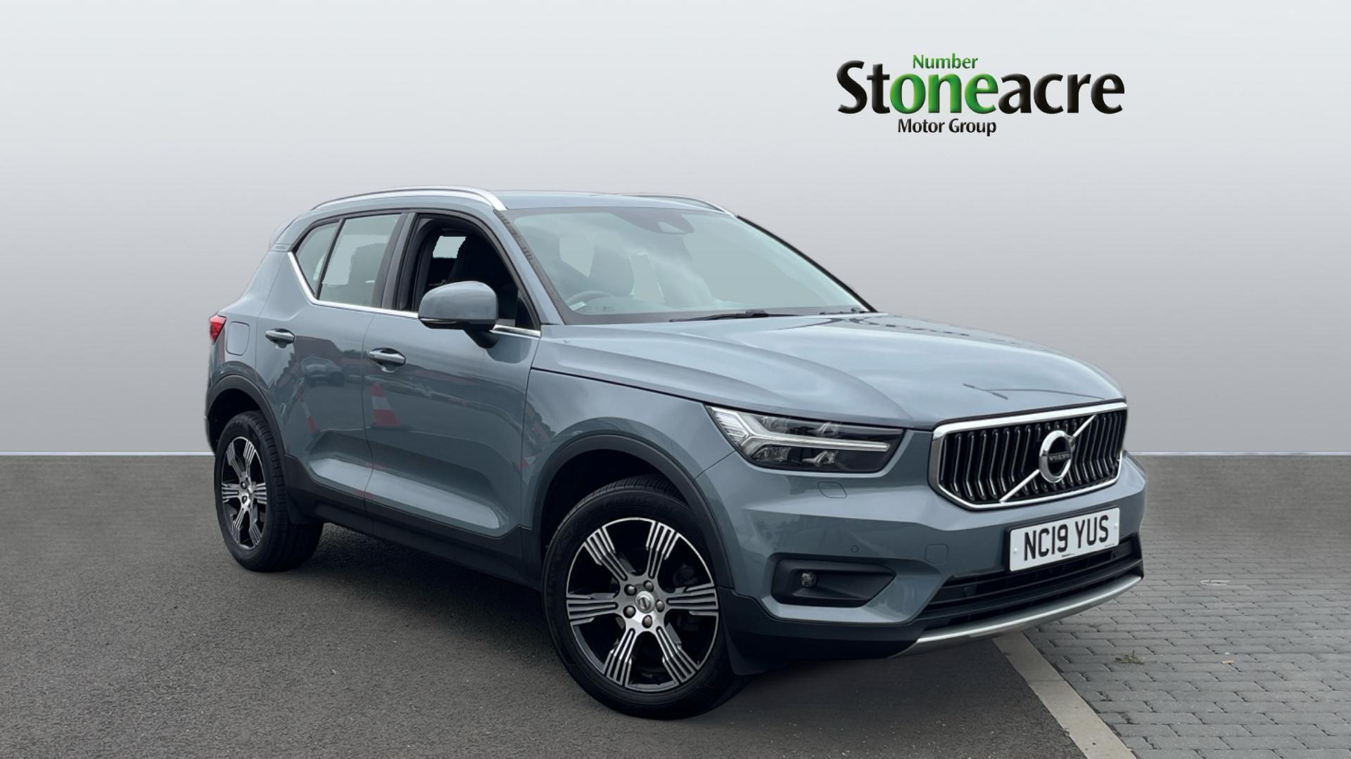 Main listing image - Volvo XC40