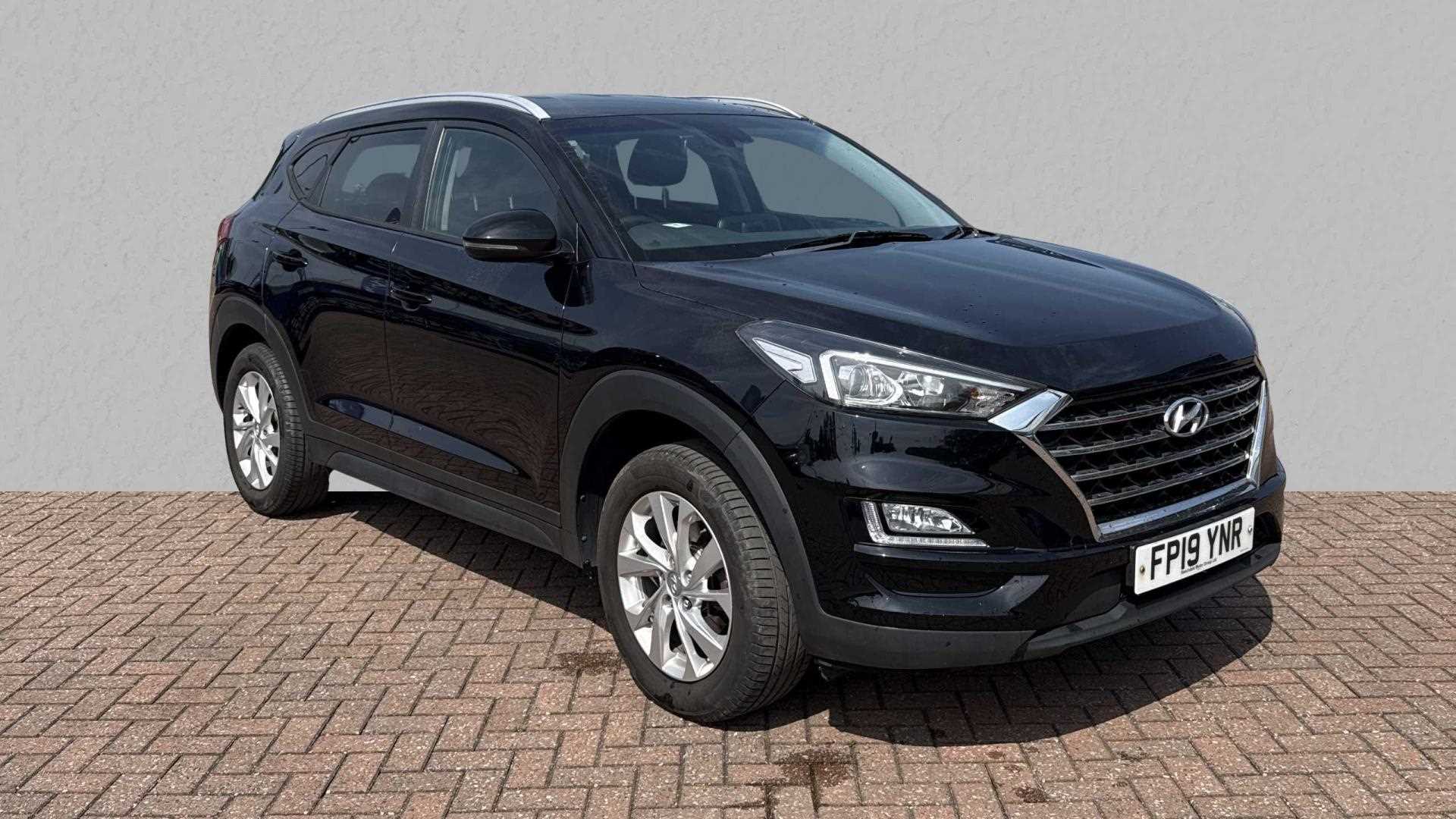 Main listing image - Hyundai Tucson