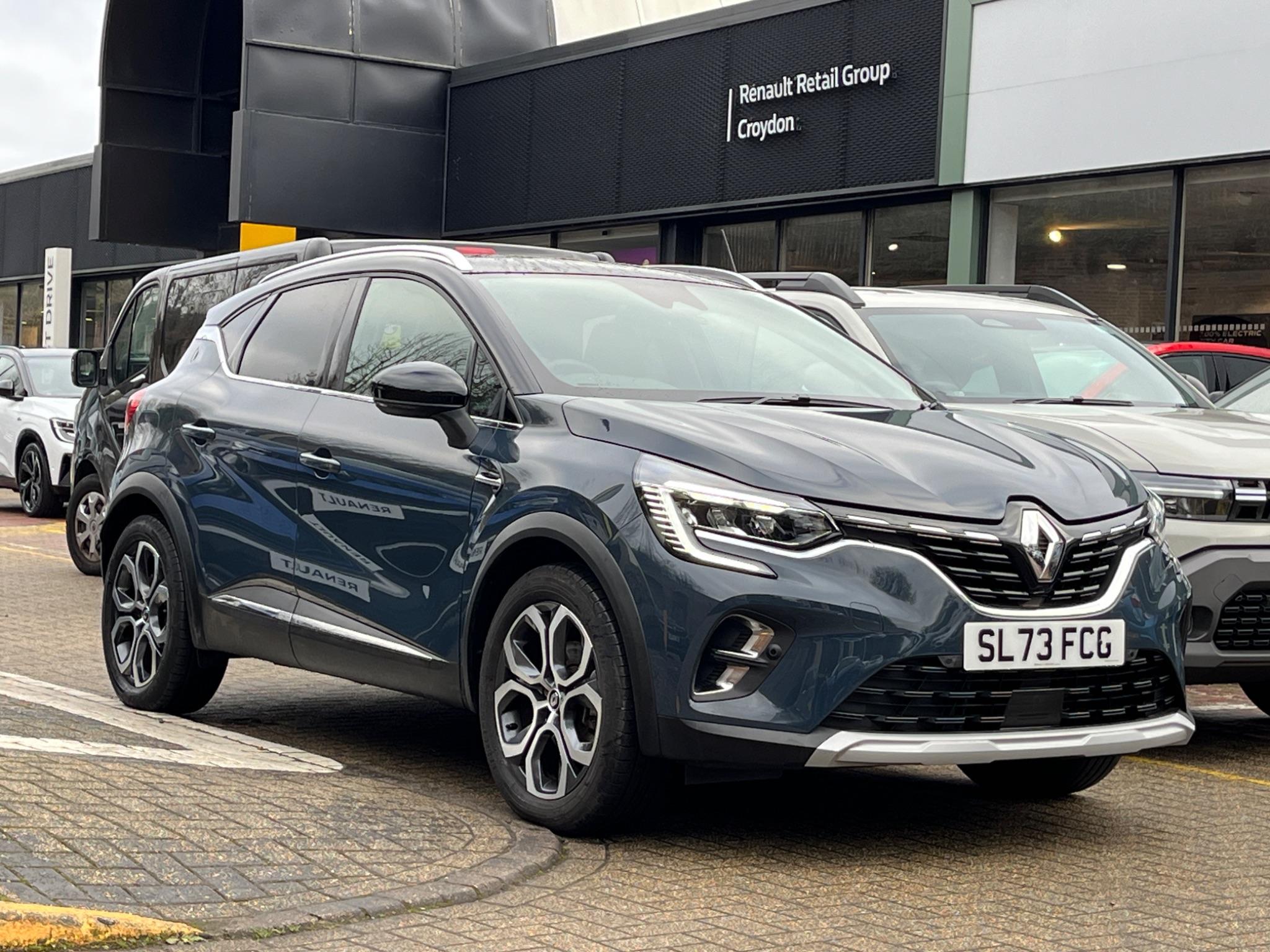 Main listing image - Renault Captur