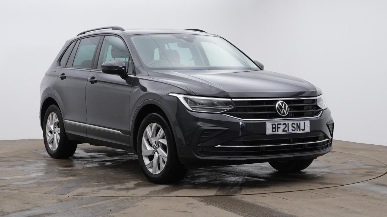 Main listing image - Volkswagen Tiguan