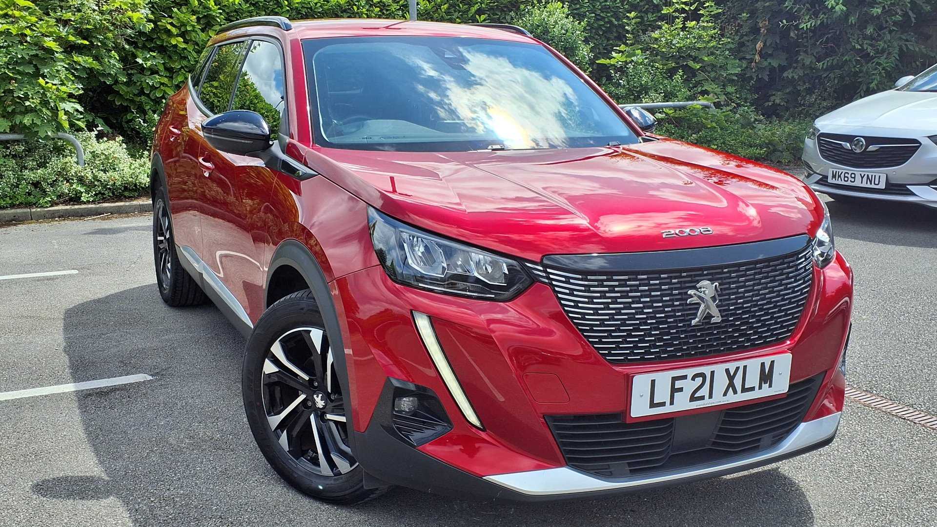 Main listing image - Peugeot 2008