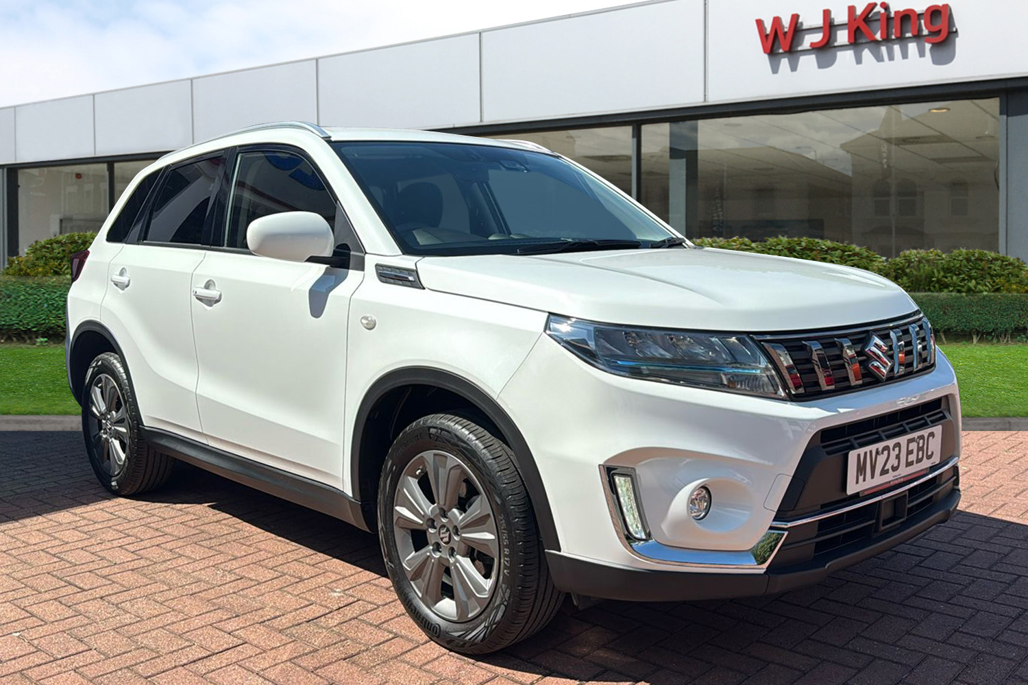 Main listing image - Suzuki Vitara