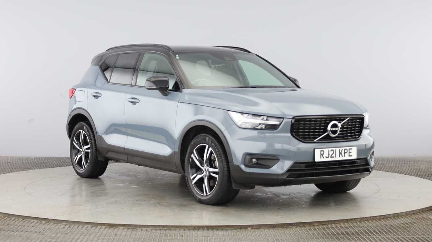 Main listing image - Volvo XC40
