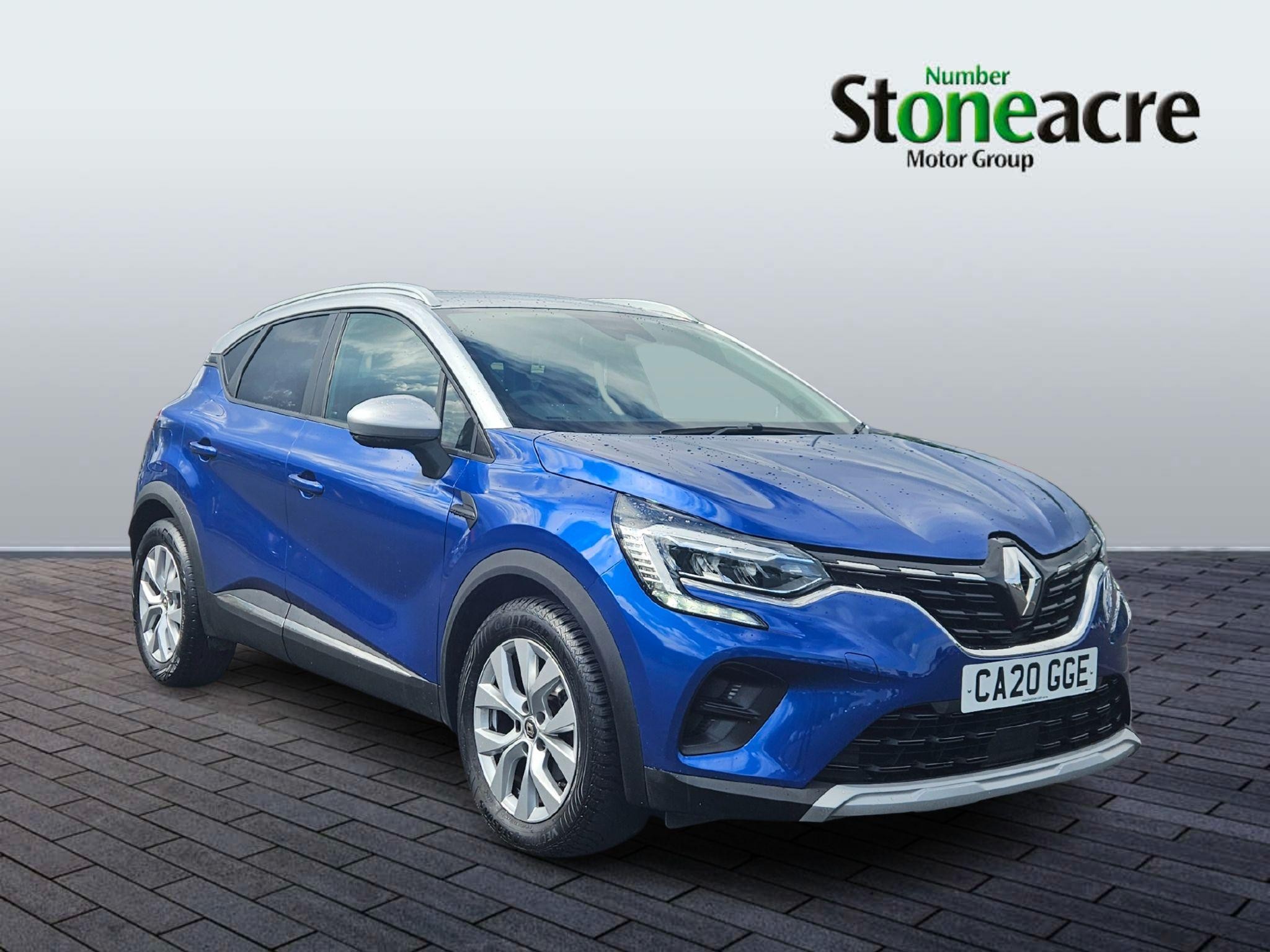 Main listing image - Renault Captur