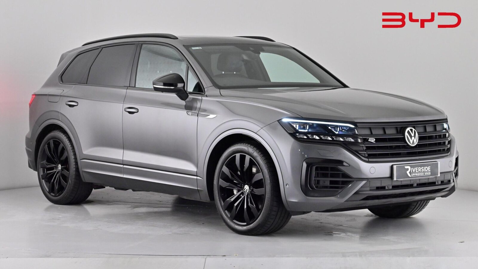 Main listing image - Volkswagen Touareg